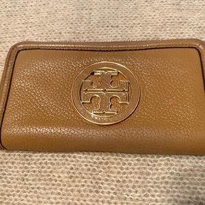 TORY BURCH AMANDA CONTINENTAL WALLET